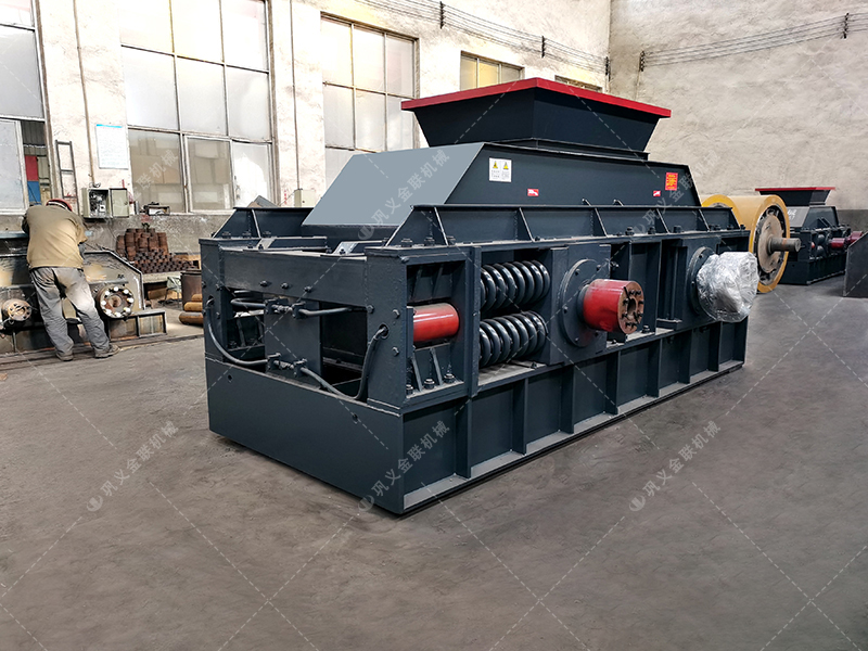 鵝卵石對輥破碎機(jī)介紹，為什么選擇金聯(lián)機(jī)械？